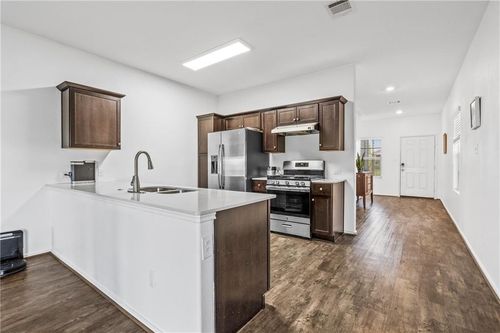 299 Emerald Green Trl, Buda, TX, 78610-3892 | Card Image