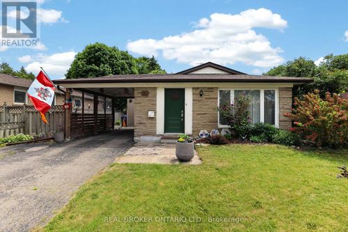 29 Northwood Drive, Brampton (Northwood Park), ON, L6X2L3 | Card Image