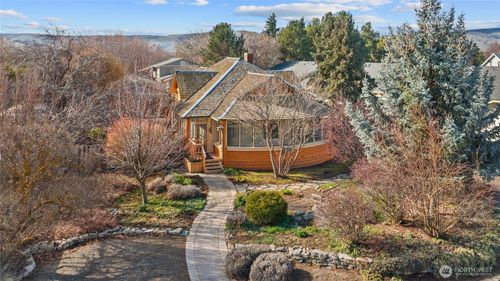 312 E Manitoba Ave, Ellensburg, WA, 98926-3734 | Card Image