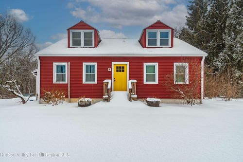 41 Ulster Ave, Ulster Park, NY, 12487-5203 | Card Image