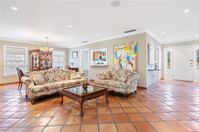 300 187 Th St, House other with 3 bedrooms, 2 bathrooms and null parking in Sunny Isles Beach FL | Image 14