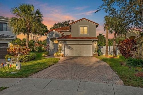 1289 Nw 171st Ter, Pembroke Pines, FL, 33028-1924 | Card Image