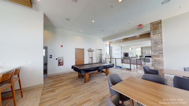2704 S Spurway Dr, Condo with 4 bedrooms, 4 bathrooms and null parking in Ann Arbor MI | Image 45