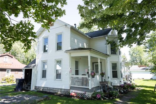 12 Van Cleef St, Seneca Falls, NY, 13148-1114 | Card Image