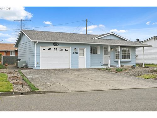 1720 Jansen Way, Woodburn, OR, 97071-2706 | Card Image