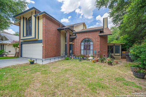 14015 Quarles St, San Antonio, TX, 78247-3117 | Card Image