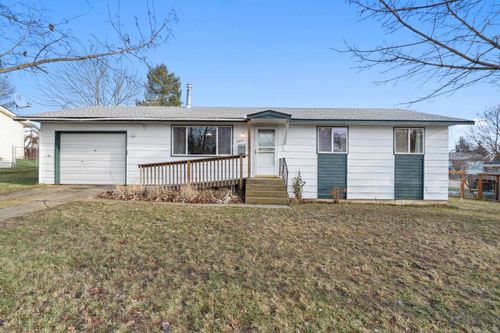 305 Holladay Dr, Cheney, WA, 99004-1110 | Card Image