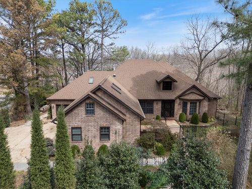 1 Brigadoon Dr, Bella Vista, AR, 72715-5203 | Card Image