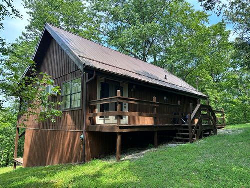 816 Flat Rd, Campton, KY, 41301-9480 | Card Image