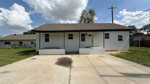 1321 Denver Ave, Fort Worth, TX, 76164-8400 | Card Image