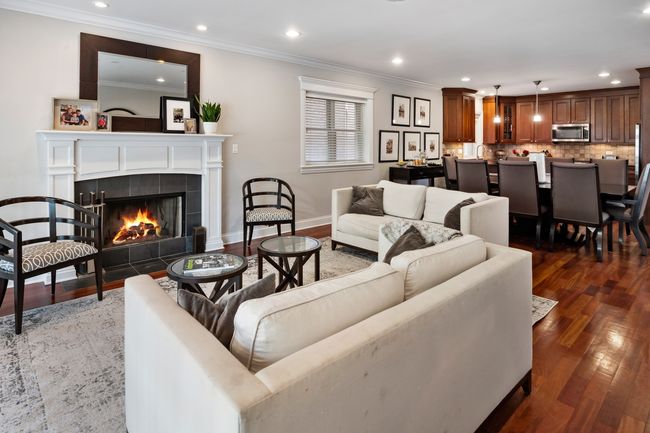 APT-1 - 1343 W Cornelia Ave, Home with 3 bedrooms, 3 bathrooms and null parking in CHICAGO IL | Image 4