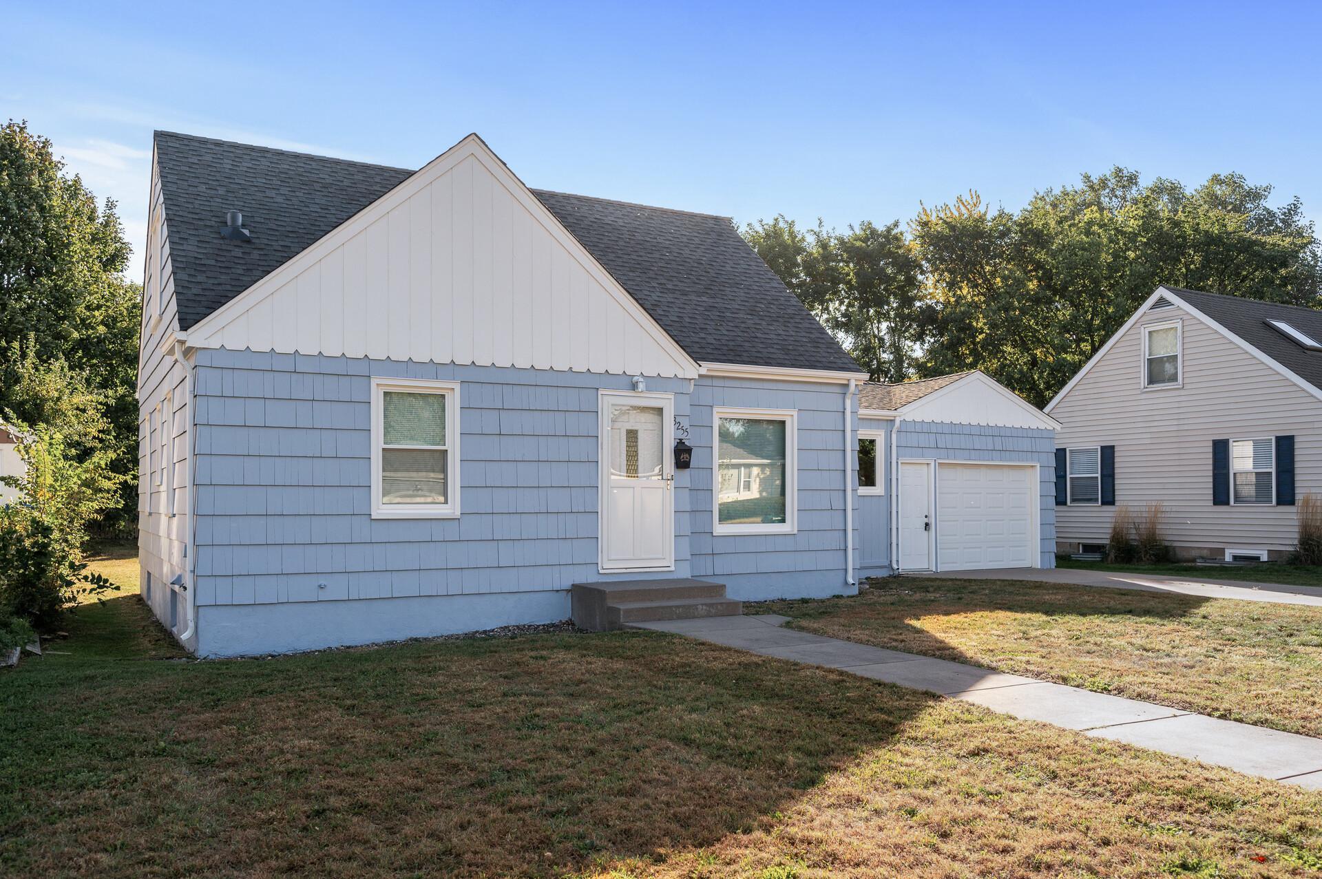 Blackstone Ave, Minneapolis, MN 55416