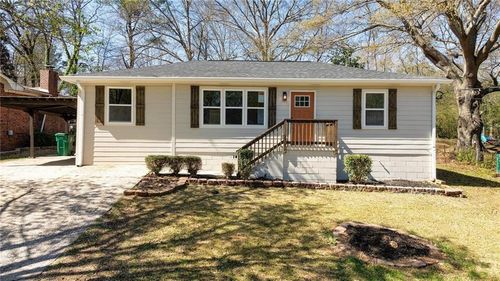 2215 Gordon Cir Se, Smyrna, GA, 30080-2469 | Card Image