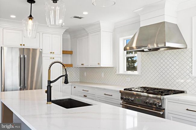 1 Cox Ave, House other with 5 bedrooms, 5 bathrooms and null parking in Harvey Cedars NJ | Image 14