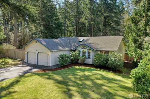 1400 Sw Station Circle Rd, Port Orchard, WA, 98367-9382 | Card Image