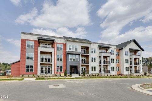 100-400 Blackwell Drive, Chapel Hill, NC, 27514 | Card Image