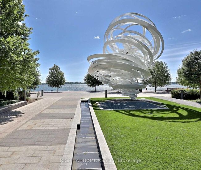 715 - 15 Queens Quay E, Condo with 2 bedrooms, 2 bathrooms and null parking in Toronto ON | Image 18
