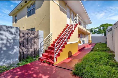 apt-2-1006 10th St, West Palm Beach, FL, 33401-3278 | Card Image