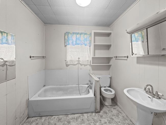 13023 Big Indian Rd, House other with 2 bedrooms, 2 bathrooms and null parking in Callisburg TX | Image 11