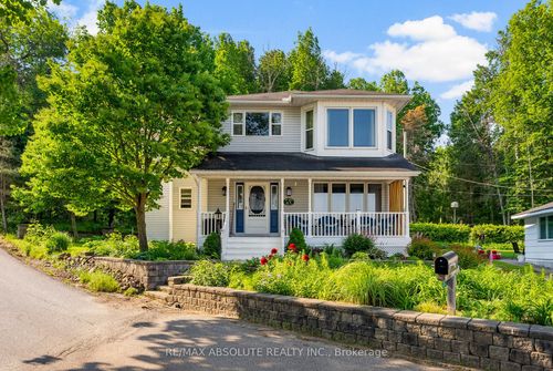 813 Archibald St, Braeside, ON, K0A1G0 | Card Image