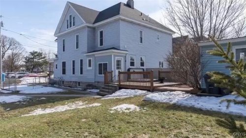 123 State Pl, Watertown, NY, 13601-2844 | Card Image