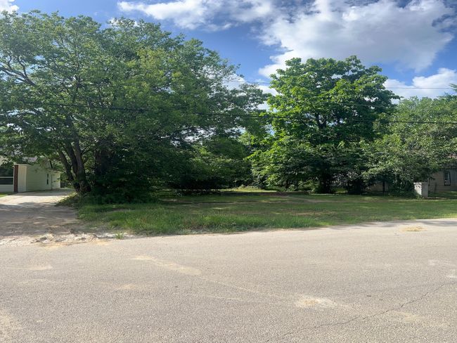712 E 3 Rd Ave, Home with 0 bedrooms, 0 bathrooms and null parking in Corsicana TX | Image 5