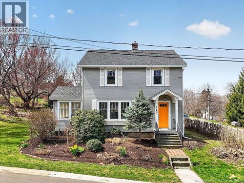 141 Court St, Riverview, NB, E1B1L6 | Card Image