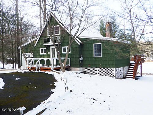 153 Mountain Lake Dr, Dingmans Ferry, PA, 18328-4029 | Card Image