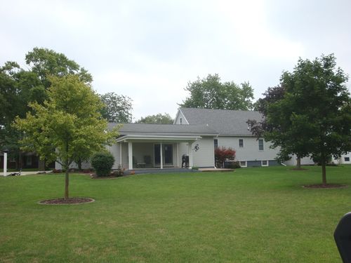 432 N 2nd St, Cissna Park, IL, 60924-9740 | Card Image