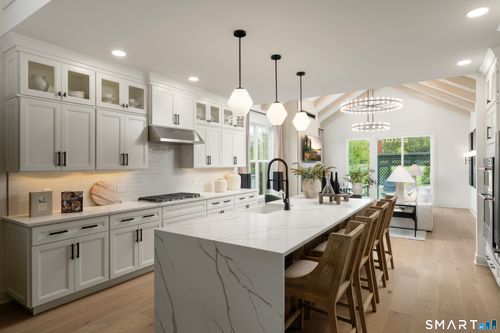 19-8 Elmwood Ct, Brookfield, CT, 06804-3983 | Card Image