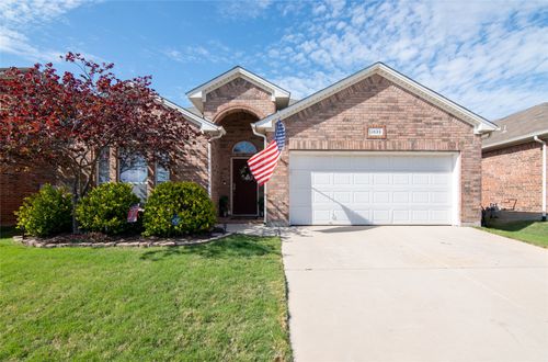 3833 Wellsburg Way, Fort Worth, TX, 76244-5781 | Card Image