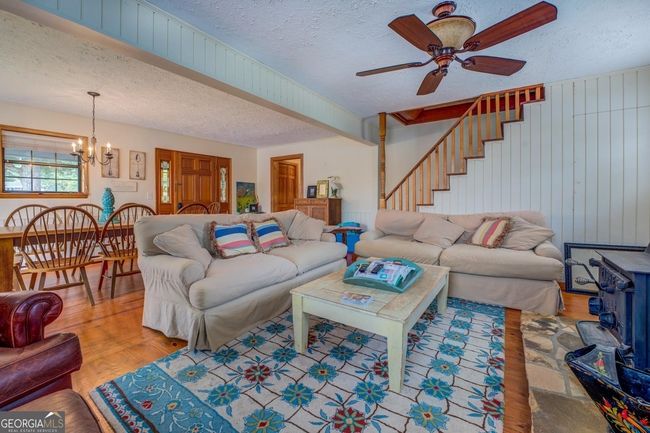 393 Templeton Cir, House other with 3 bedrooms, 2 bathrooms and 2 parking in Mansfield GA | Image 22