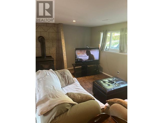 1055 White Rd, House other with 4 bedrooms, 2 bathrooms and null parking in South Slocan BC | Image 18