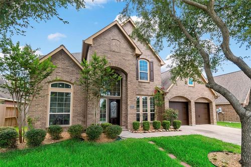 2604 Sweet Wind Dr, Pearland, TX, 77584-3743 | Card Image