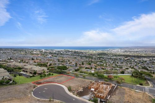 124 Hopoi Pl, Wailuku, HI, 96793-3560 | Card Image