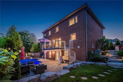5248 Nova Cres, Burlington, ON, L7L7B8 | Card Image