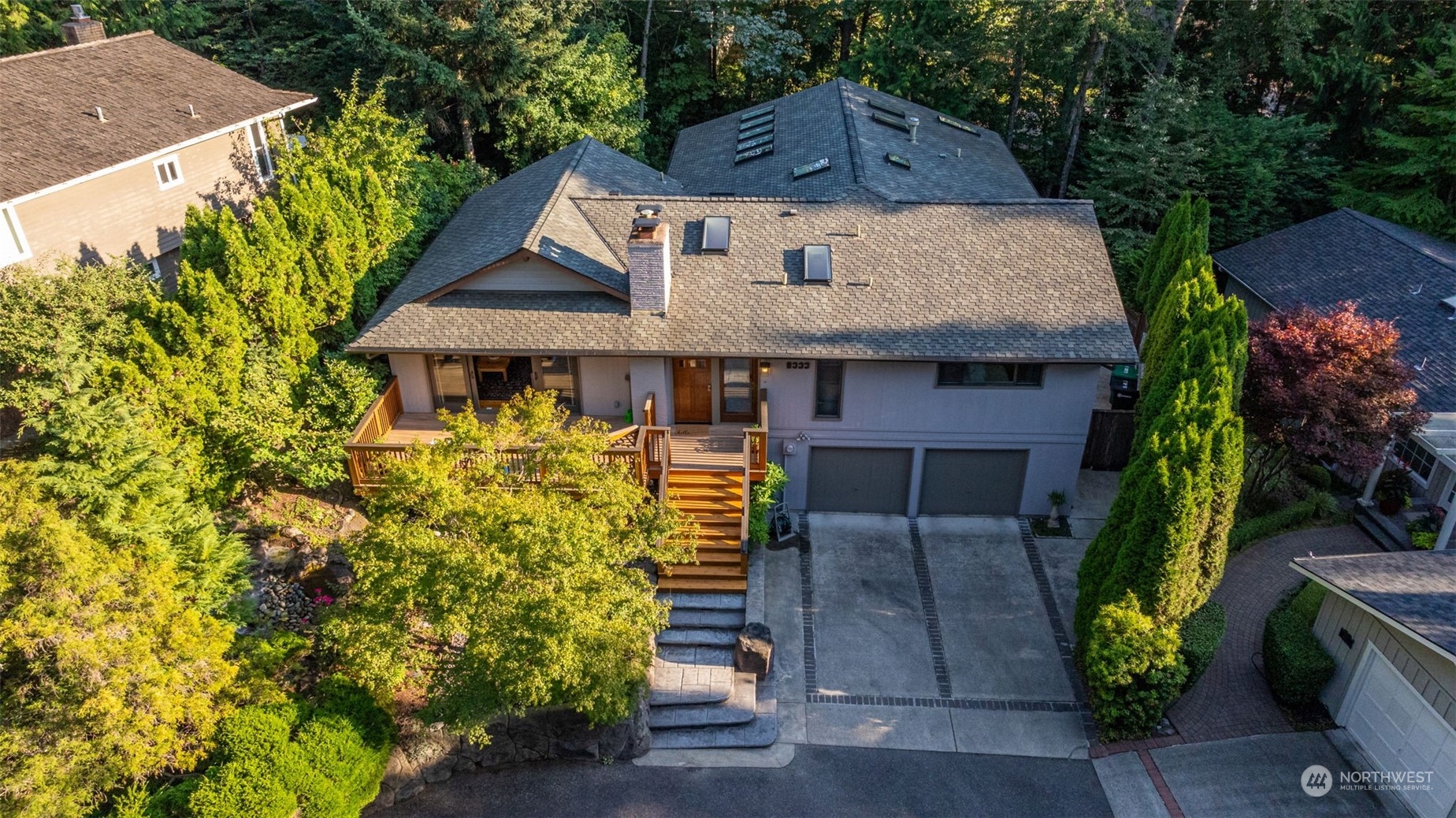 Woodbrook Ln, Mercer Island, WA 98040