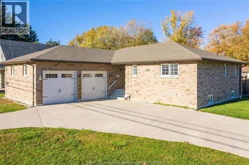 1540 Sprucewood Ave, Lasalle, ON, N9J1X5 | Card Image