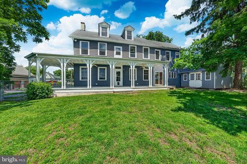 1 Pine Grove St, BRISTOL, PA, 19007-5502 | Card Image