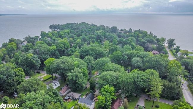 3923 Algonquin Ave, House other with 3 bedrooms, 2 bathrooms and 12 parking in Innisfil ON | Image 18