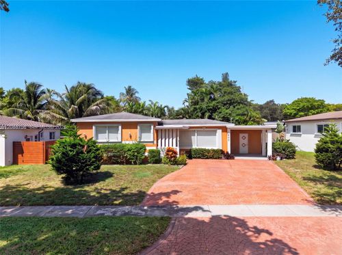 12140 Ne Miami Ct, North Miami, FL, 33161-5354 | Card Image