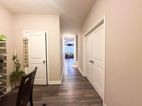 7844 Oldham Dr, Reynoldsburg, OH, 43068-3722 | Card Image