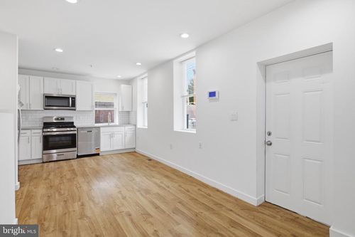 1r-2162 E York Street, PHILADELPHIA, PA, 19125 | Card Image
