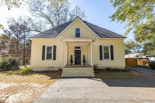 911 Highway 85 Connector, Brooks, GA, 30205-1805 | Card Image