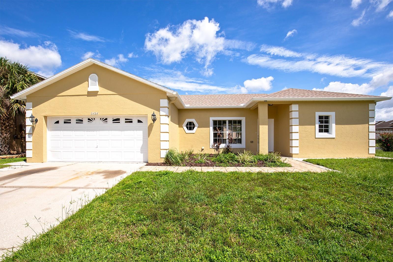 Jasmine Trace Dr, Kissimmee, FL 34758