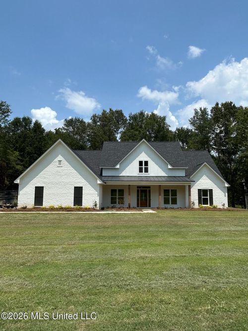 112 Crosswind Dr, Flora, MS, 39071-9637 | Card Image