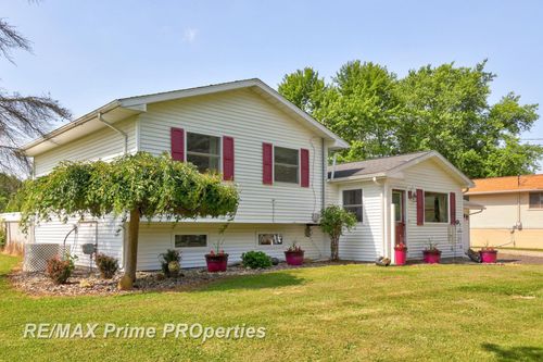 4078 E Lake Rd, Clio, MI, 48420-9121 | Card Image