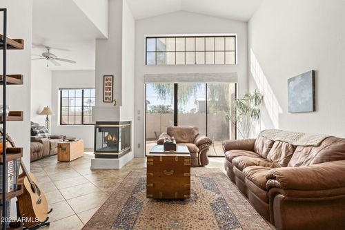 52-7955 E Chaparral Rd, Scottsdale, AZ, 85250-7219 | Card Image