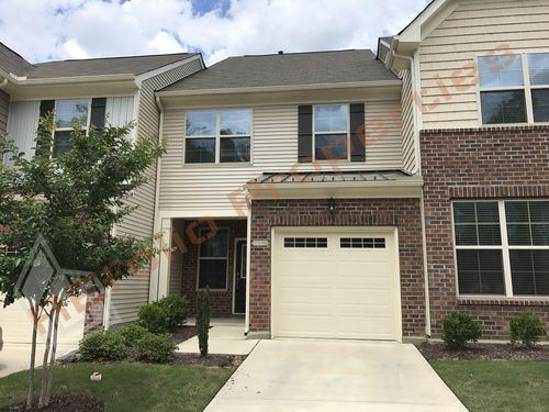 1032 Contessa Dr, Cary, NC, 27513-2615 | Card Image