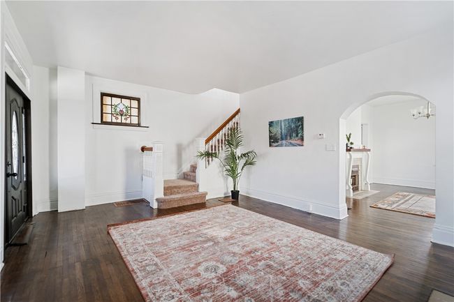 1565 Cumberland St, House other with 4 bedrooms, 2 bathrooms and 2 parking in Crafton PA | Image 7
